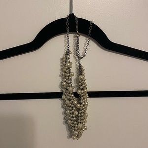 White faux pearl necklace